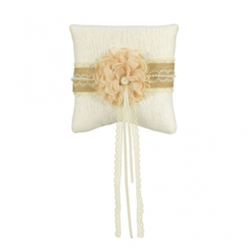 Image de RUSTIC RING PILLOW IVORY AND BURLAP