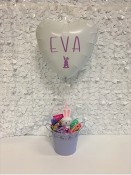 Picture of $25 PERSONALIZED EASTER BALLOON CANDY BASKET