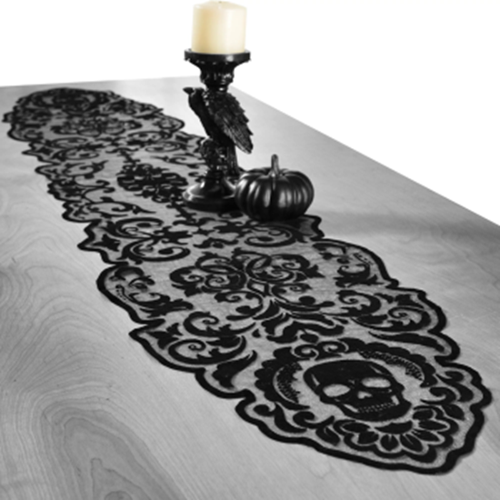 Image sur BONEYARD FABRIC TABLE RUNNER