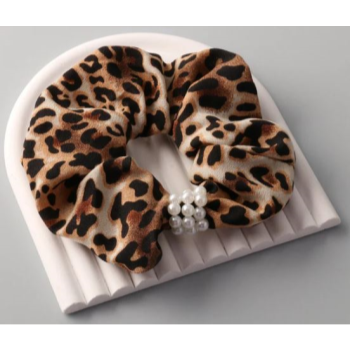 Image de 80's - Pearl Ring Cheetah Scrunchie